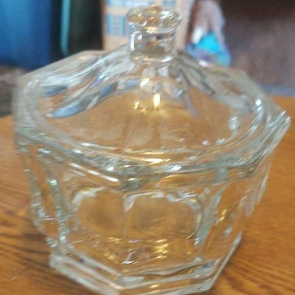 Vintage Octagon Clear Glass Dish - Picture 9 of 9